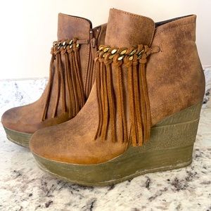 Sbicca Vintage Collection - Zepp Wedge Fringe Ankle Bootie size 8